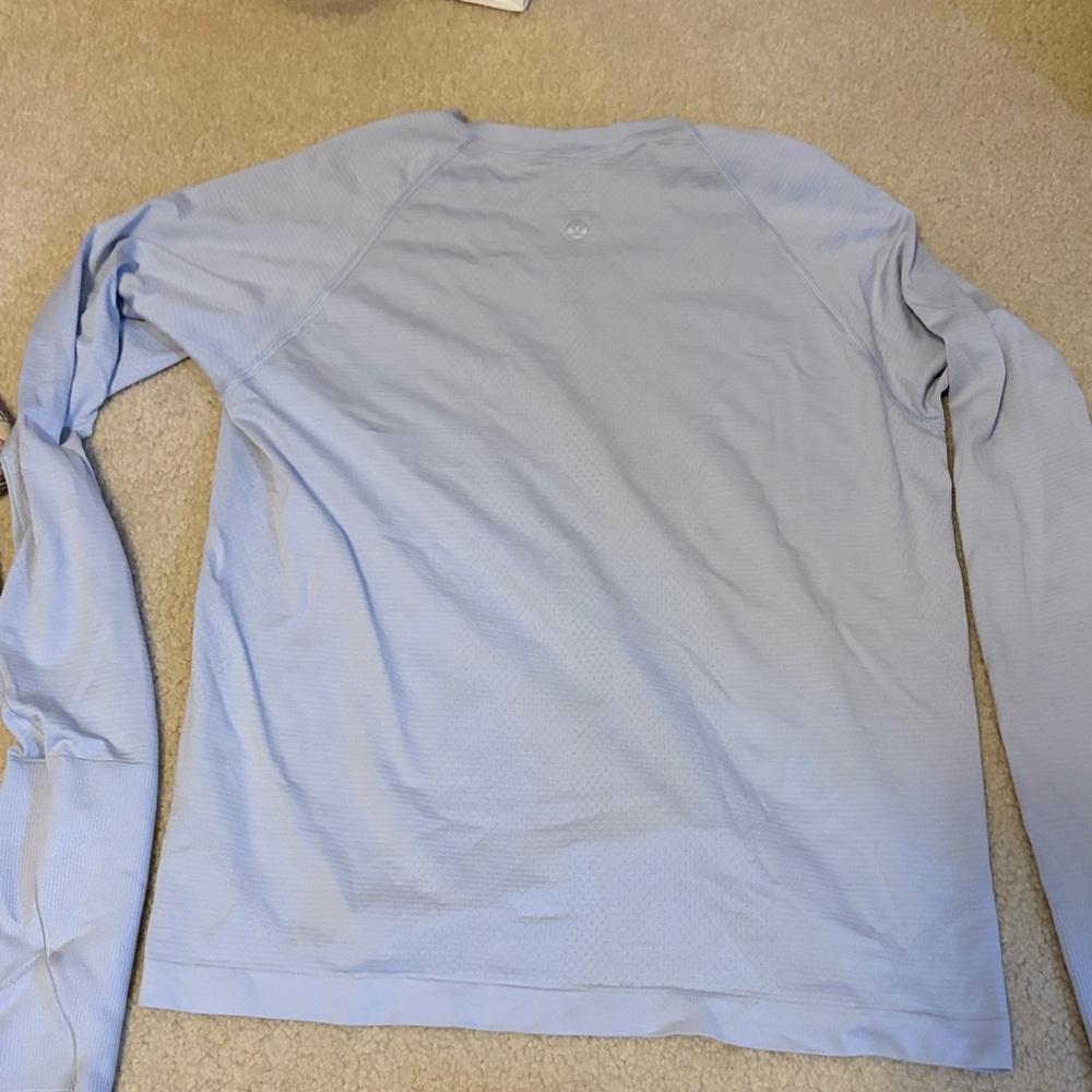 Lululemon Periwinkle Swiftly Tech Long Sleeve “Race Length” - Picture 8 of 9